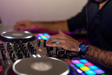 dj