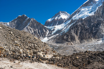 Fototapeta na wymiar Trekking trail to Everest base camp in Himalaya mountains range, Nepal