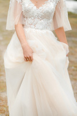 Fototapeta na wymiar Bride in a wedding dress