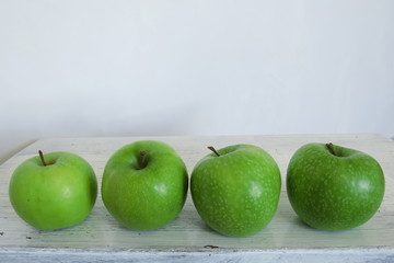 Green apples 