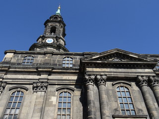 Fototapeta na wymiar historische Kreuzkirche in Dresden