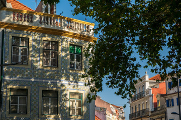 Fototapeta premium A lisbon random building in a sunny day. Classical portuguese architecture.