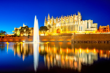 Fototapeta na wymiar Kathedrale, Palma de Mallorca, 
