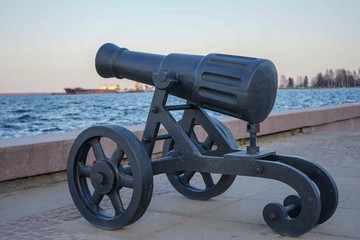  steel guns on the embankment of Lake Onega