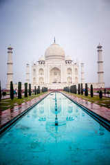 Fototapeta premium taj mahal in agra india