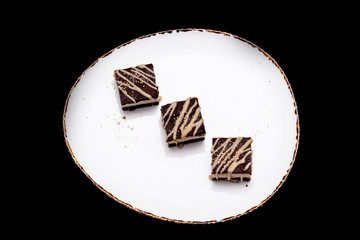 Raw vegan cake with banana and peanut butter, a healthy and delicious dessert