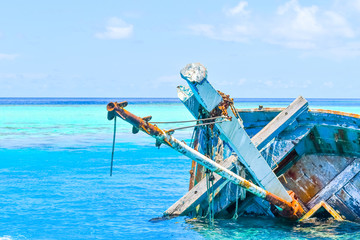 shipwreck in Maldives 