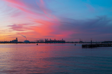 Fototapeta na wymiar Beautiful sunset in Southampton