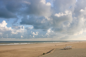 plage vide à Oostende