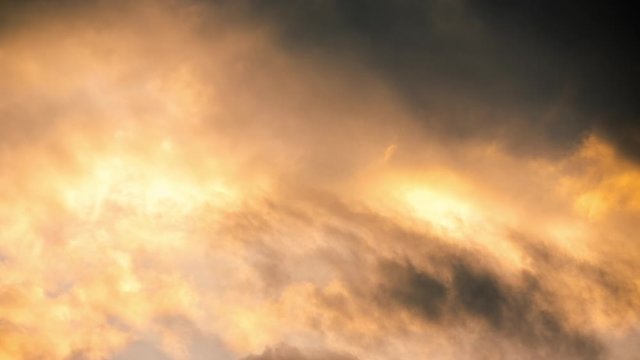 Timelapse of Clouds at Sunset, Sky with Dramatic Colors, Light and Sun Rays