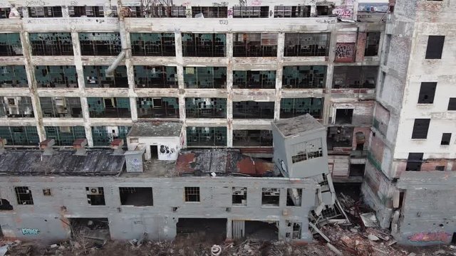 Abandoned Fischer Auto Body Plant in Detroit