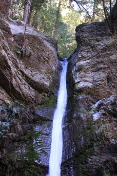 宿谷の滝（埼玉県毛呂山町）