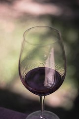 glass of wine bokeh details