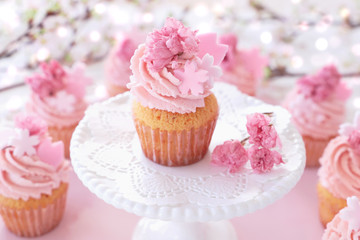 桜カップケーキ　お花見スイーツ　