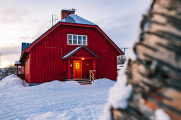 Red cabin 