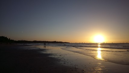 Fototapeta premium Costa Rica - Sonnenuntergang am Playa Tamarindo