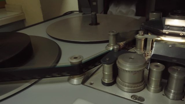 A synchronize for film assembly processing.Film Movie production tools.Audio video industrial film synchronizer for movie post production 