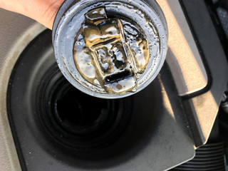 Antifreeze and oil mix on oil filler cap