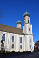 Fototapeta na wymiar Pfarrkirche Heilig Kreuz, Lachen SZ