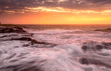 Fototapeta na wymiar Ocean tides whipped up by gale winds