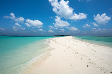 Malediwy-piękne plaże i lazurowa woda © piotrszczepanek