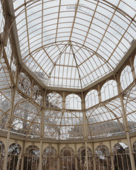 Obraz premium Fotografia de Viagem em Espanha: Madrid | Palácio de Cristal, Parque del Retiro