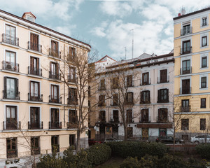 Fototapeta na wymiar Fotografia de Viagem em Espanha: Madrid | Arquitetura, Fachadas espanholas