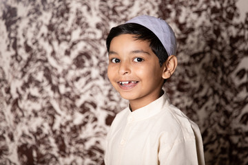  Muslim Child Smiling face Portrait indoor