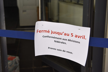 ville  crise coronavirus covid-19 confinement sante virus maladie pandemie ferme arret commerce...