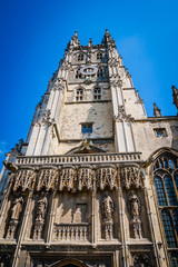 Fototapeta na wymiar The old cathedral in Canterbury