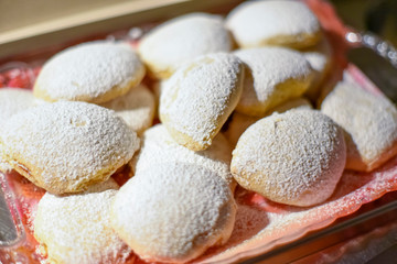  Shortcrust Pastrys With Sugar On