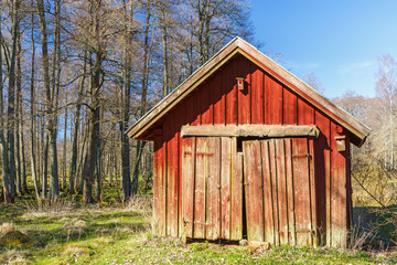 Obraz premium Old weathery red wood shed