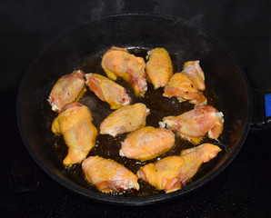 Cocinar un plato de arroz (Paella)