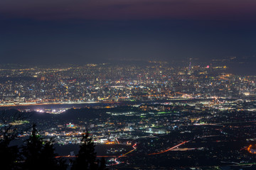 Fototapeta na wymiar [福岡県]福岡市街の夜景（米の山展望台）
