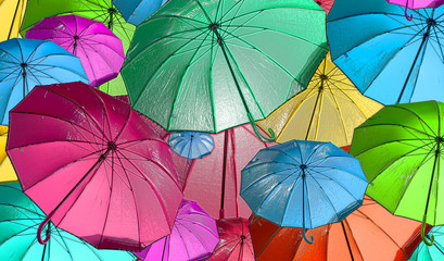 sfondo di ombrelli colorati
