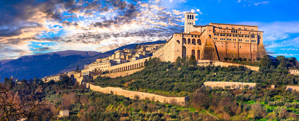 Landmarks and religious monuments of Italy - beautiful medieval town Assisi in Umbria - obrazy, fototapety, plakaty