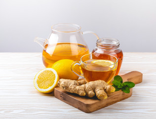 Ginger and lemon tea