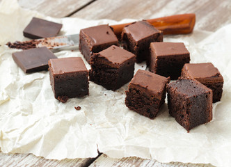 Vegan chocolate brownie - 332993754