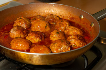 Meatballs with tomato sauce