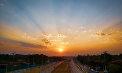 Obraz premium sunset in city