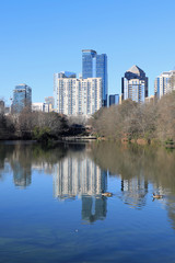 Fototapeta premium Vertical of Atlanta, Georgia city center and reflections