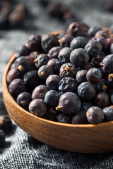 Raw Purple Organic Juniper Berries