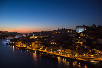 Fototapeta premium Porto, portugal - night view of the city