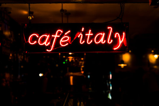 Caf&Euml; Italy Neon sign out of a bar