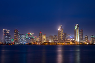 Fototapeta na wymiar San Diego Skyline at Dusk