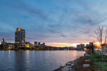 Naklejka premium Boston City on a Spring Nigth