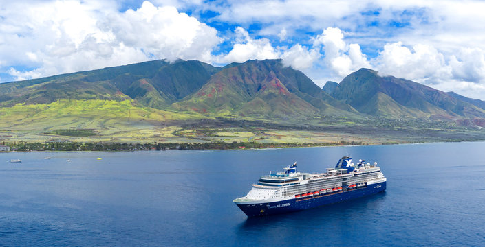 Cruise ship near Hawaii mountains