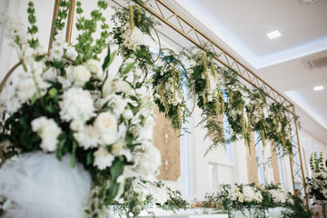Fototapeta na wymiar A beautiful wedding flower arrangement for a special day