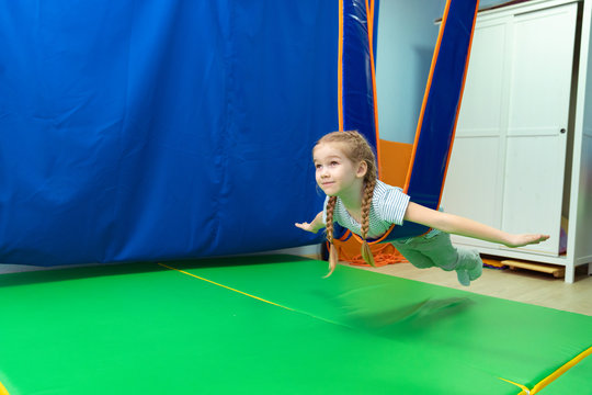 a little girl in hammock sensory integration 