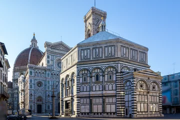 Papier Peint photo Florence Cathedral of Santa Maria del Fiore and Baptistery of St. John Battistero of San Giovanni early morning at sunrise, Florence, Tuscany, Italy